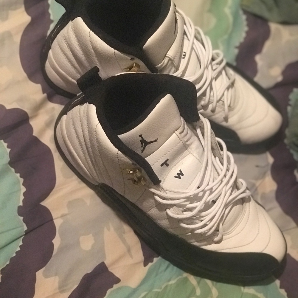 Jordan Retro 12s (Taxis)